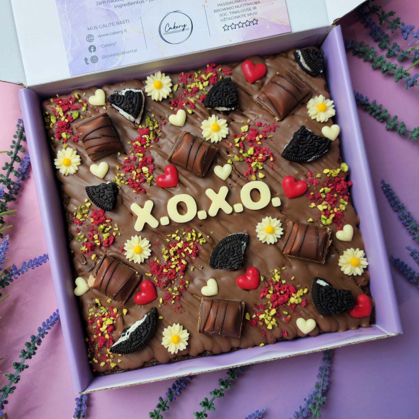 Prabangus belgiško šokolado brownis su Jūsų žinute